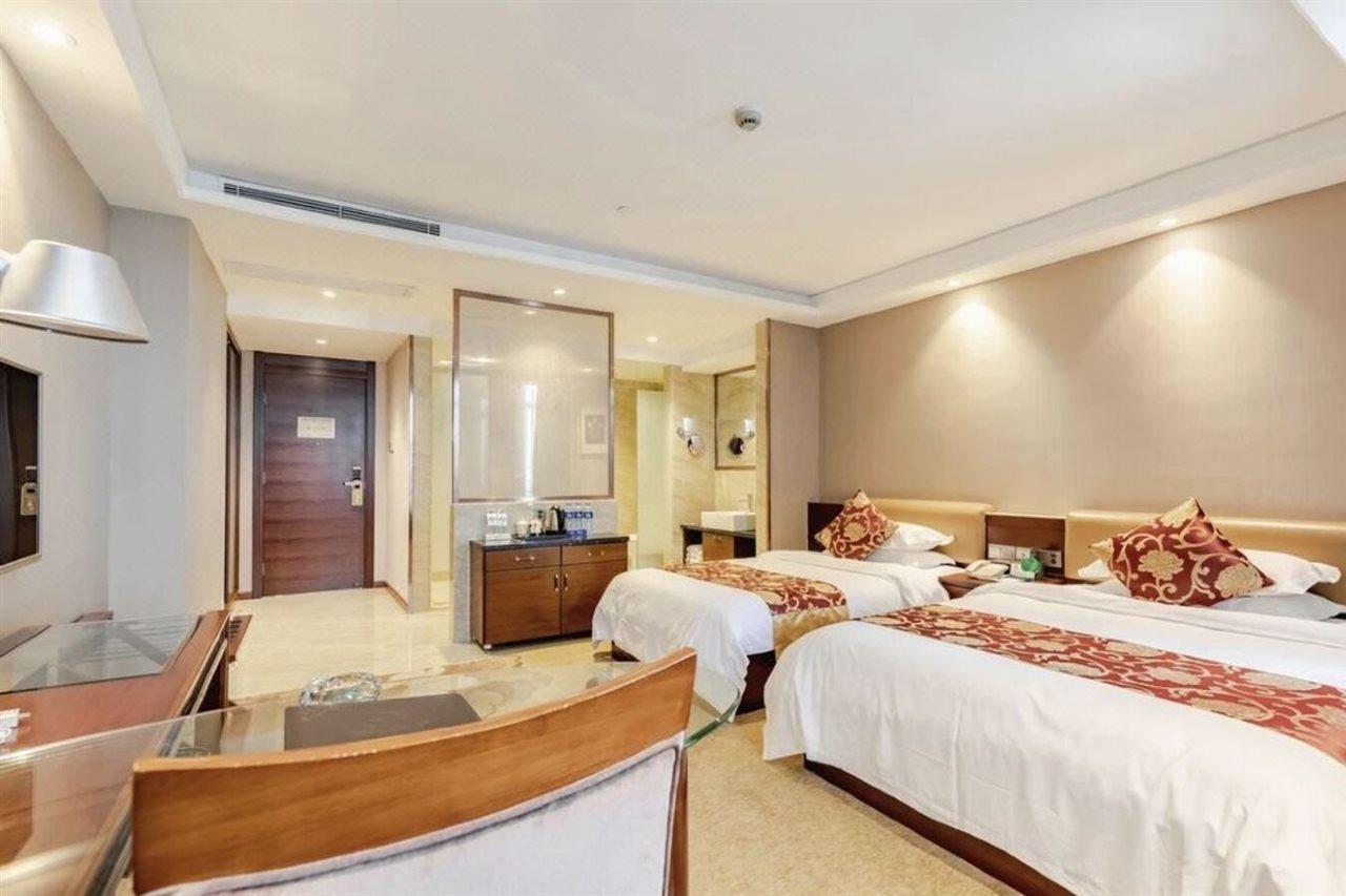 The Century Hotel Zhongshan  Buitenkant foto